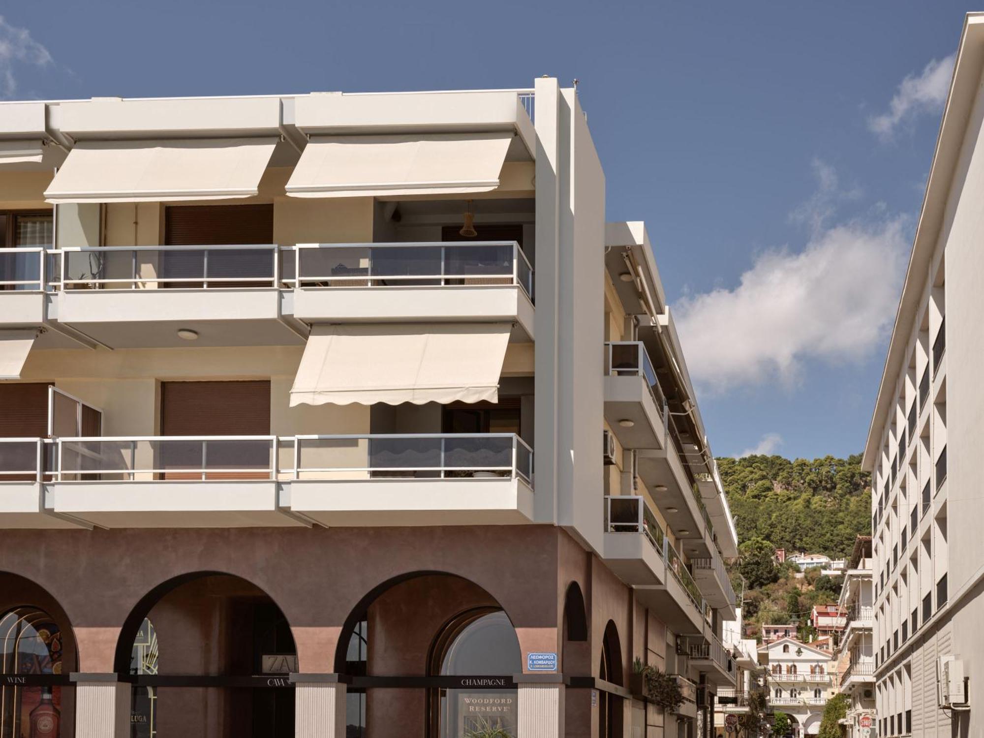Monopolio Waterfront Apartment With Sea View, By Zantewize Экстерьер фото